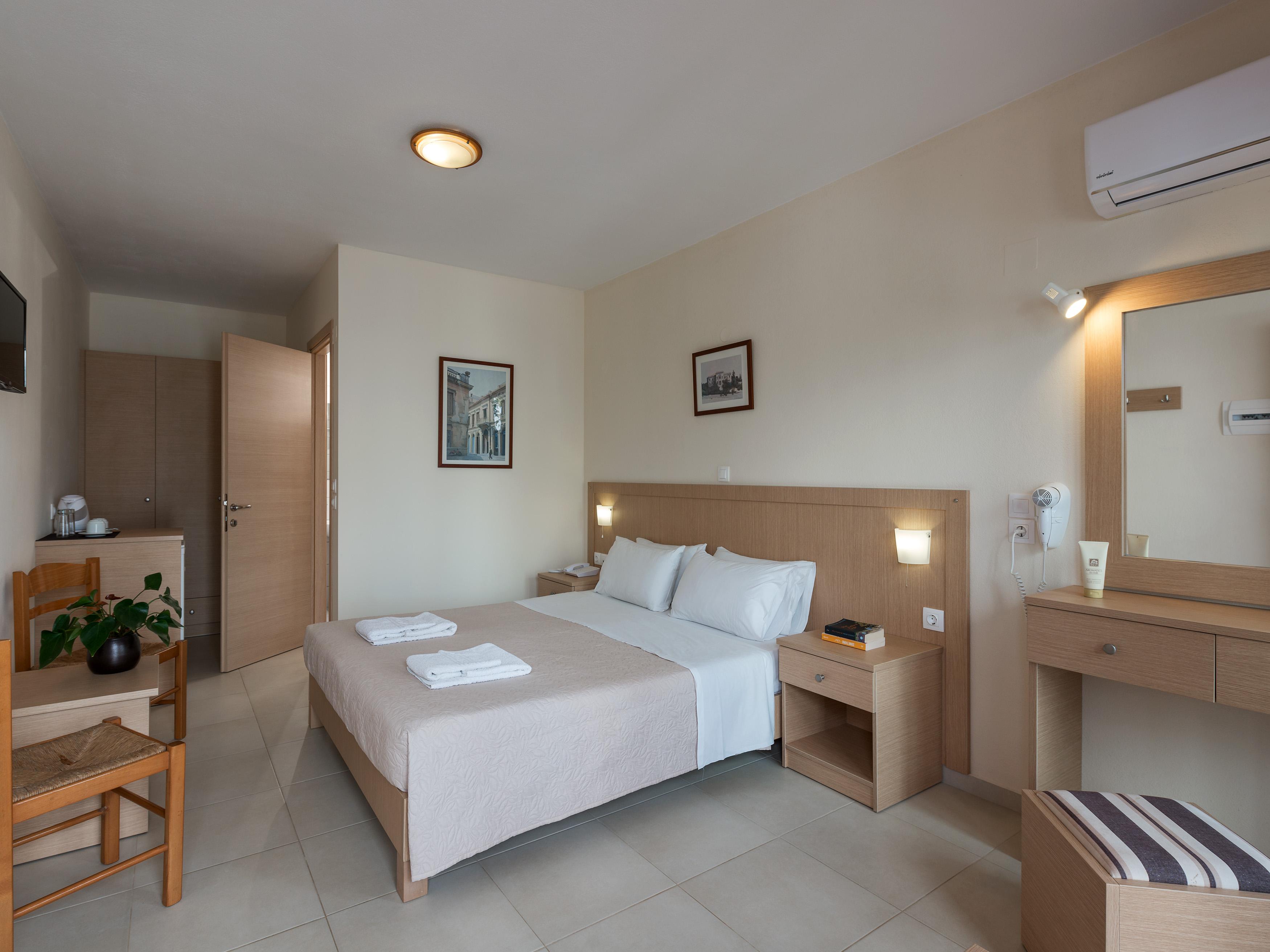 Thalassi Hotel Rethimnon Buitenkant foto